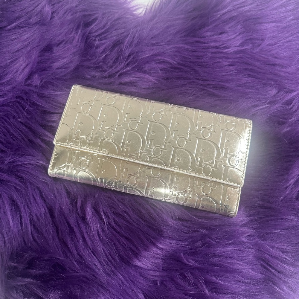 DIOR PATENT LEATHER EMBOSSED CONTINENTAL WALLET